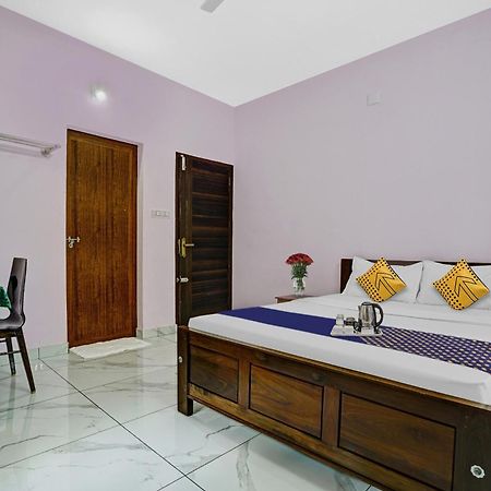 Spot On Shalom Palace Residency Neriyamangalam Екстериор снимка