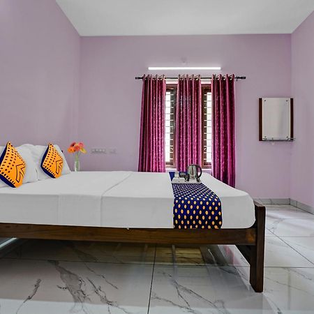 Spot On Shalom Palace Residency Neriyamangalam Екстериор снимка