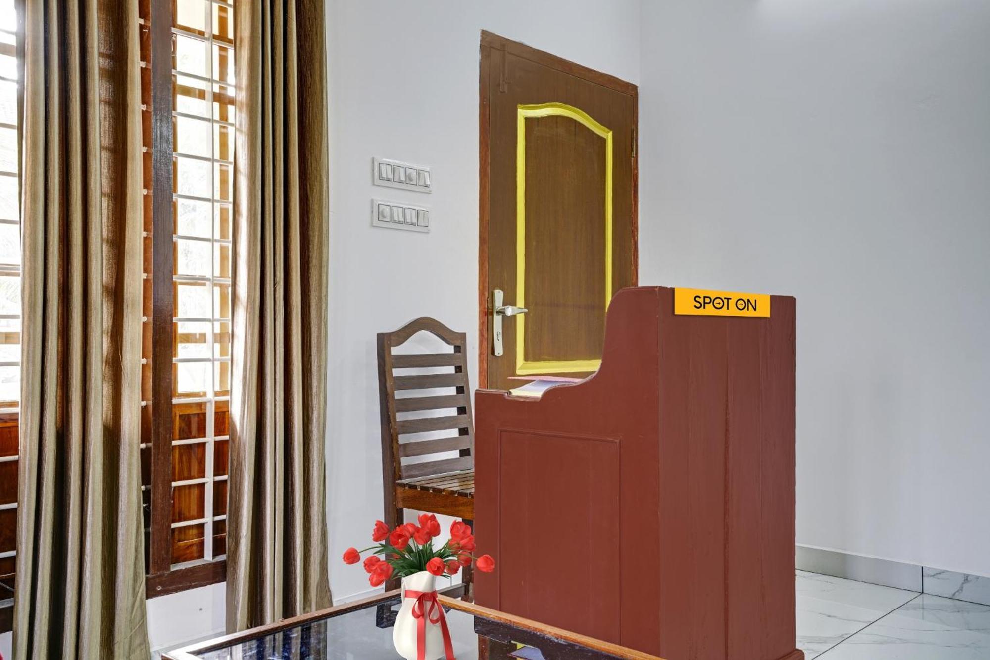 Spot On Shalom Palace Residency Neriyamangalam Екстериор снимка