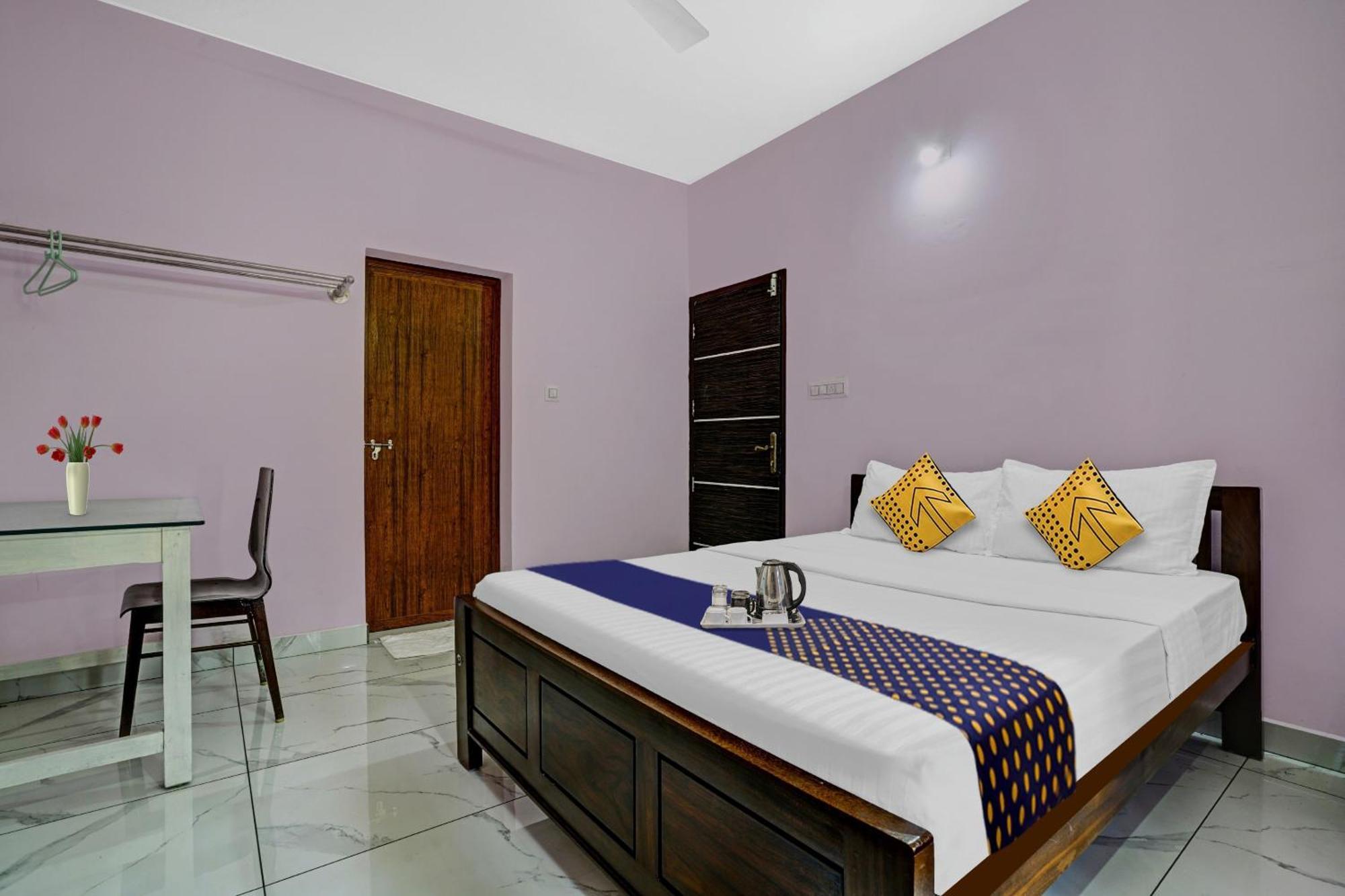 Spot On Shalom Palace Residency Neriyamangalam Екстериор снимка