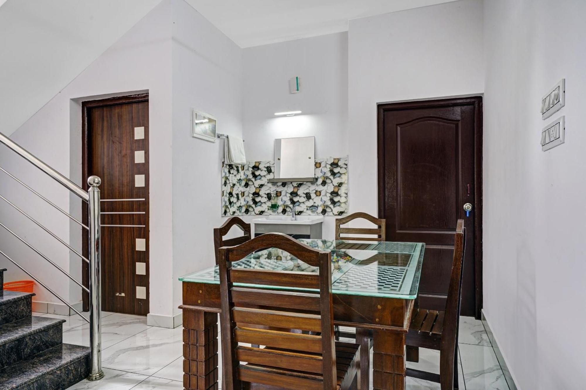 Spot On Shalom Palace Residency Neriyamangalam Екстериор снимка